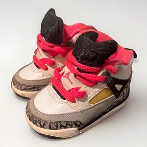 4C Jordan Spizike Article no. 684932-109 ‎ White/Hyper Pink-Black-Cl Grey  Kids